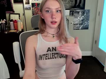 girl
        eve003300 cam image #6779069