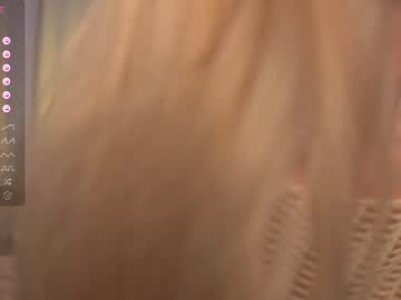 girl
        white_godness cam image #4235038