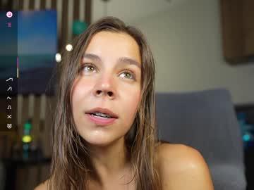 girl
        monika_youthfull cam image #6627258