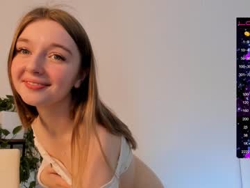 girl
        elizabeth__gray cam image #691756
