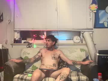 couple
        ravenandbeastie cam image #4965817
