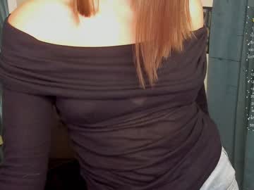 girl
        stacy_cy cam image #5396886