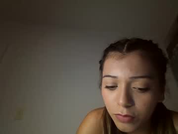 couple
        gia05valentina cam image #2715066