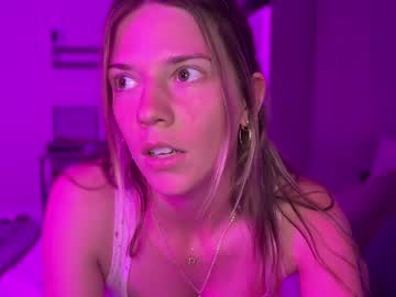 girl
        oliviahansleyy cam image #6434713