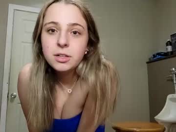 girl
        allylottyy cam image #4200059