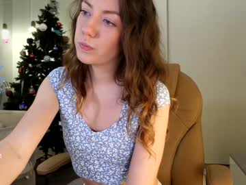 girl
        ronny_ponny cam image #536059