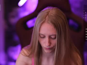 girl
        angeellina cam image #4098900