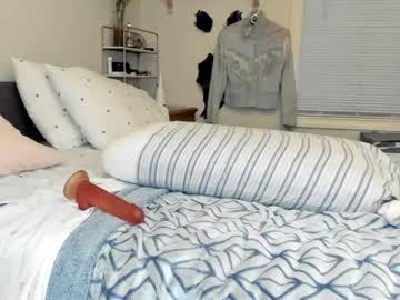 girl
        lilmamidaisy cam image #3182158