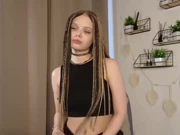 girl
        mayaa_janee cam image #6675027