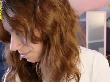 girl
        maria_rogerss cam image #6451916