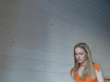 girl
        princess__aurora cam image #813915