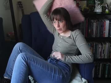 girl
        ellynaomi cam image #6396020