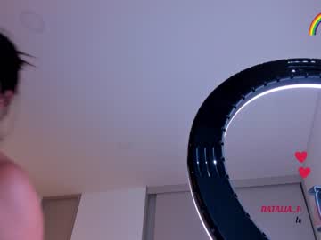 girl
        amy_queen7 cam image #2194708