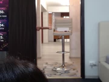 girl
        carmela_fox cam image #4757877