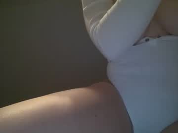 girl
        zb688140 cam image #2542462