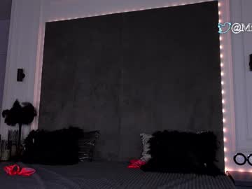 girl
        miladenver cam image #6545348
