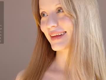 girl
        cute_shine cam image #6113579