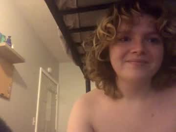 girl
        islalynn cam image #4428933