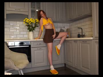 girl
        _elisa_omm_ cam image #699819