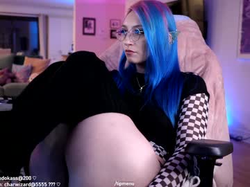 girl
        misshowl cam image #5431700