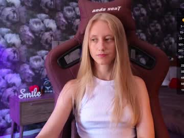 girl
        angeellina cam image #4707536