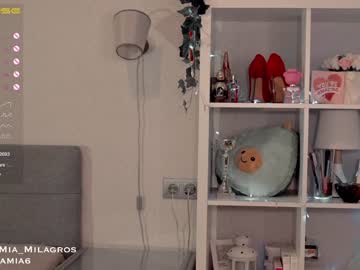 girl
        mia_milagros cam image #365219