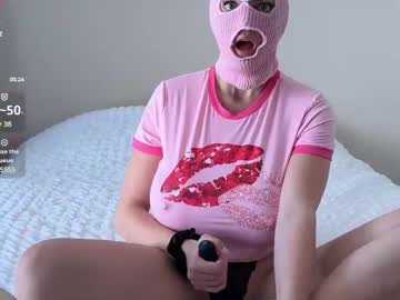 girl
        zoey_pink cam image #7011168