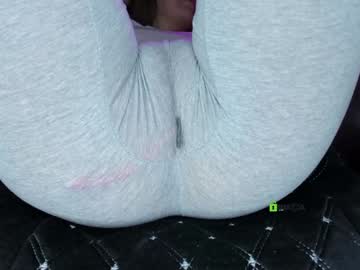 girl
        love_hard_kiru cam image #5167934