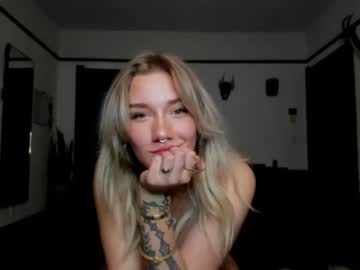 girl
        teamtragic cam image #1113603