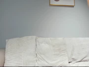 girl
        aria_diaz cam image #2604129