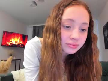 girl
        mira_tasty cam image #5754368