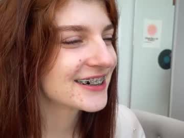 girl
        bella_secret_ cam image #6666084