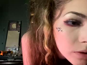 girl
        lilbrowneyedbabe cam image #1920897