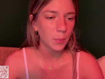 girl
        oliviahansleyy cam image #6565554