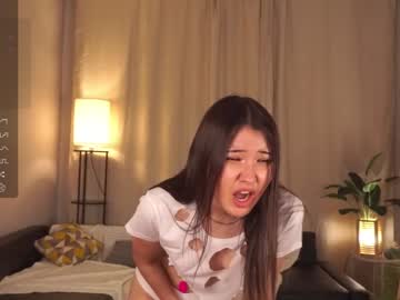 girl
        edytenderson cam image #4995300