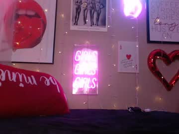 girl
        milf_lacey cam image #6663606