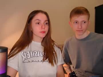 couple
        julsweet cam image #3963098
