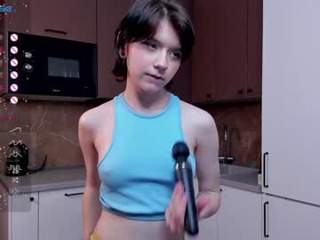 girl
        darellebodge cam image #3396600
