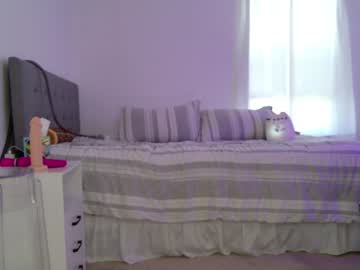 girl
        cherryvonfairy cam image #5190517