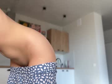girl
        shyrubate cam image #5317340