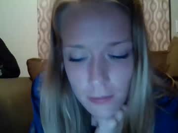 girl
        brittx00x cam image #2204167