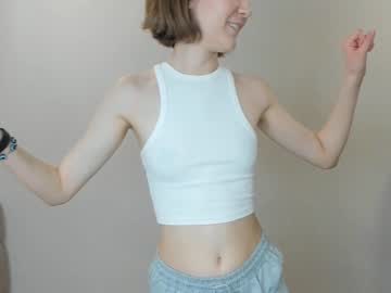 girl
        julianacrosier cam image #3544874
