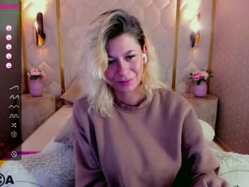girl
        millie_milf cam image #613032