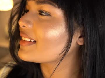 girl
        itsyaraa cam image #4042379