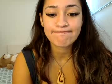 girl
        teleaevansss cam image #6249298