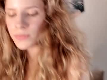 girl
        imogensy cam image #5235814