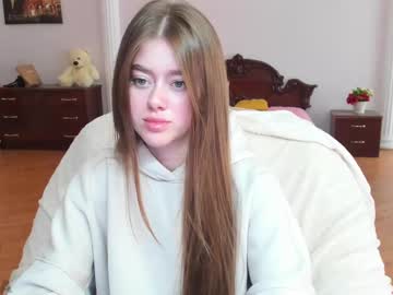 girl
        _eva__lee_ cam image #5180269