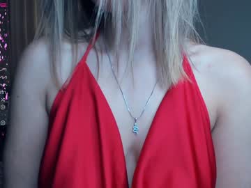 girl
        erline_may cam image #4066327