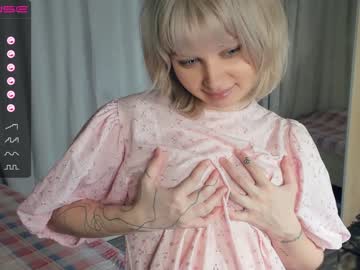 girl
        melissacarterr cam image #497754