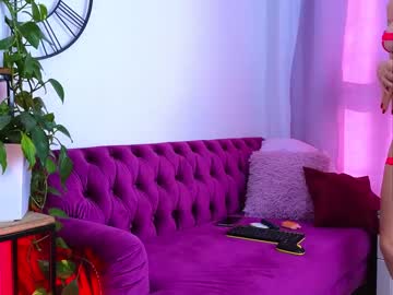 girl
        elizabeth__gray cam image #1562209